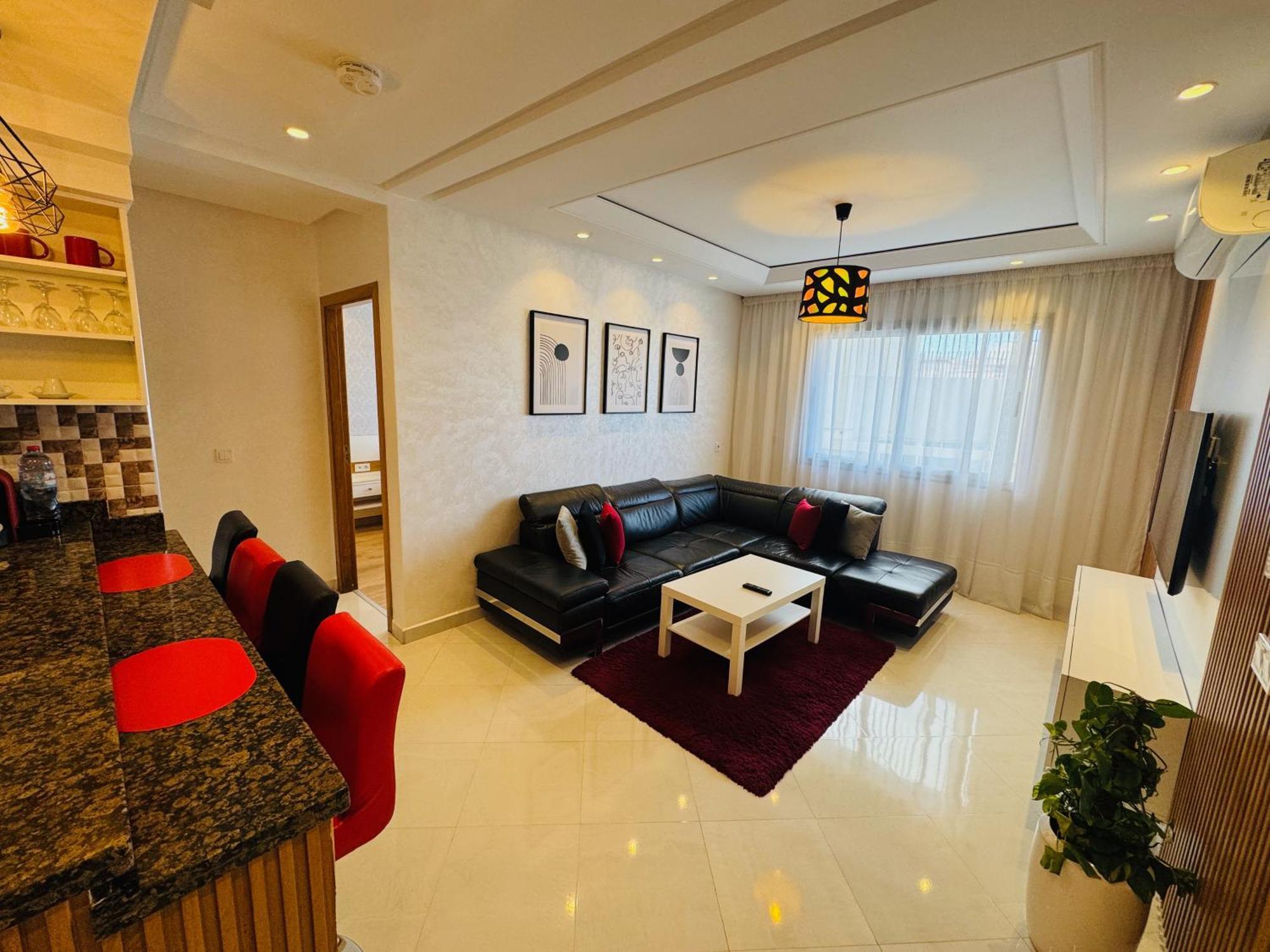 Modern Apartment In The Heart Of Tangier Exterior photo