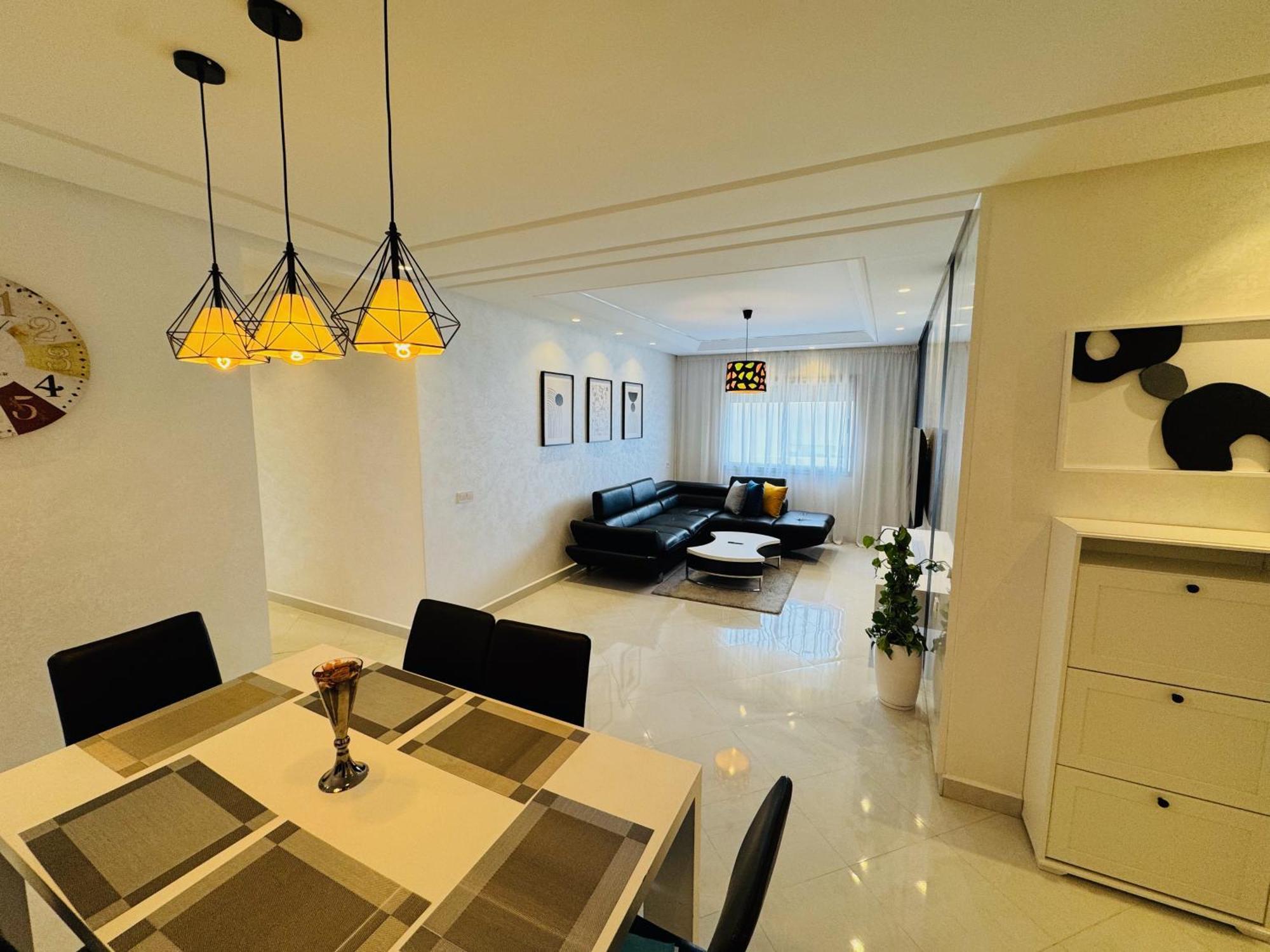 Modern Apartment In The Heart Of Tangier Exterior photo