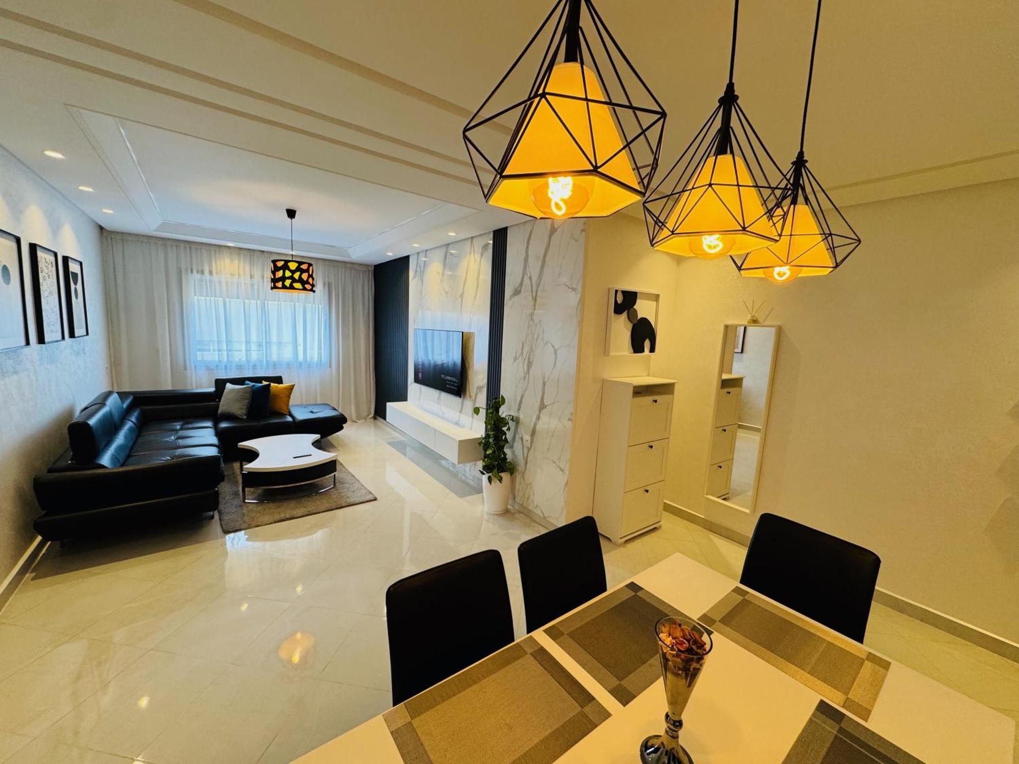 Modern Apartment In The Heart Of Tangier Exterior photo
