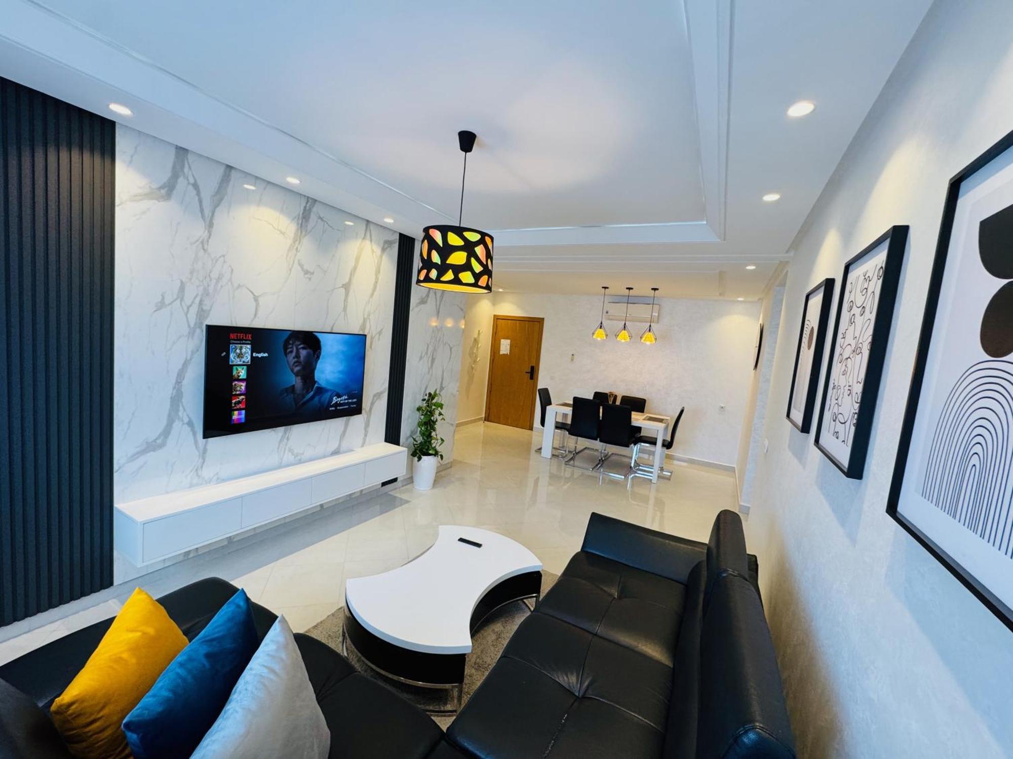 Modern Apartment In The Heart Of Tangier Exterior photo